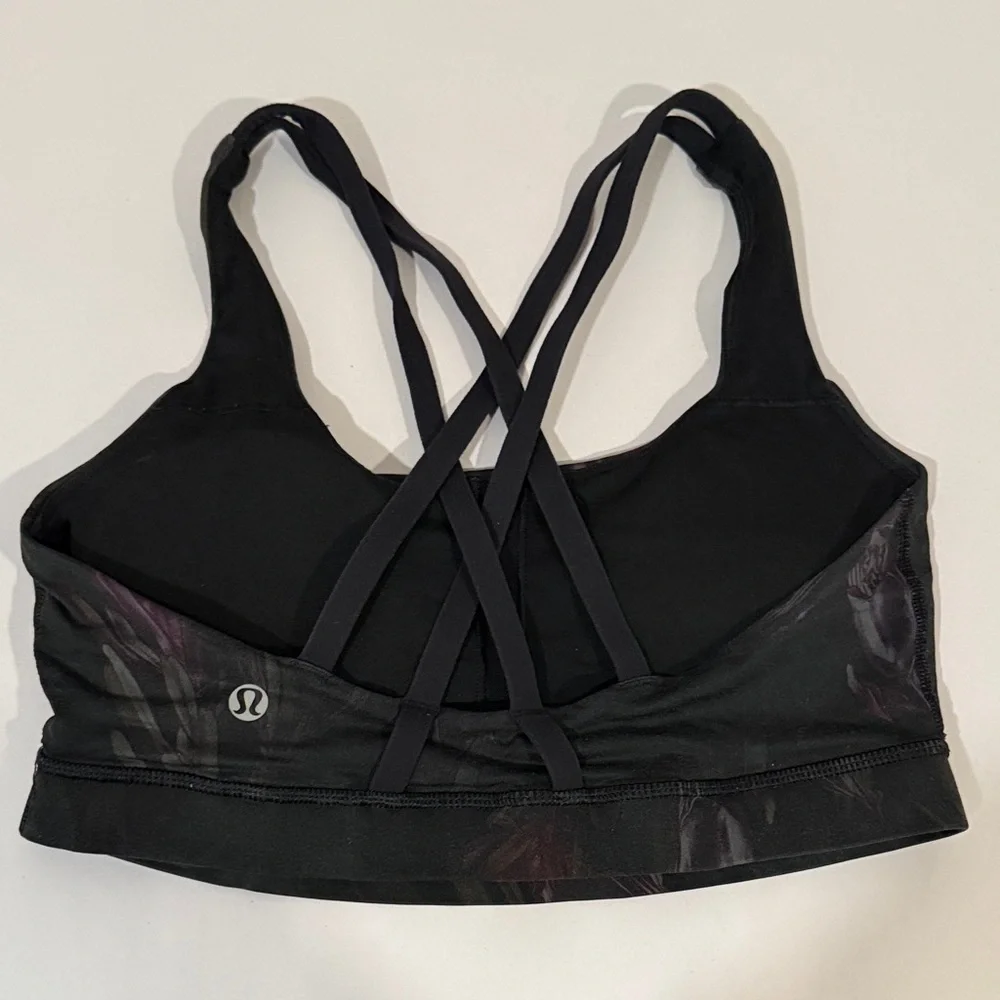 Lululemon Black Energy Floral Midnight Iris Sports Bra size Small